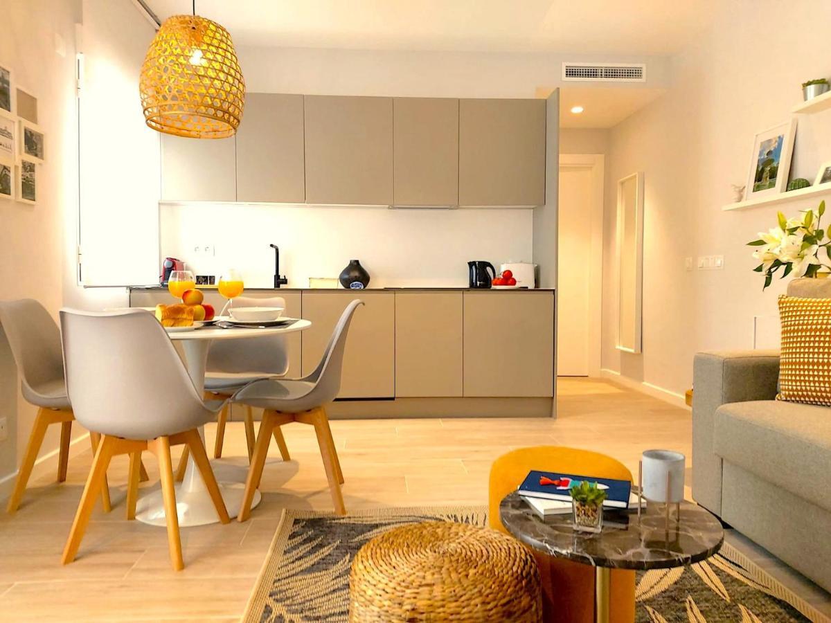 Apartamento Nuevo y Reformado al lado de la Gran Vía Madrileña Exterior foto