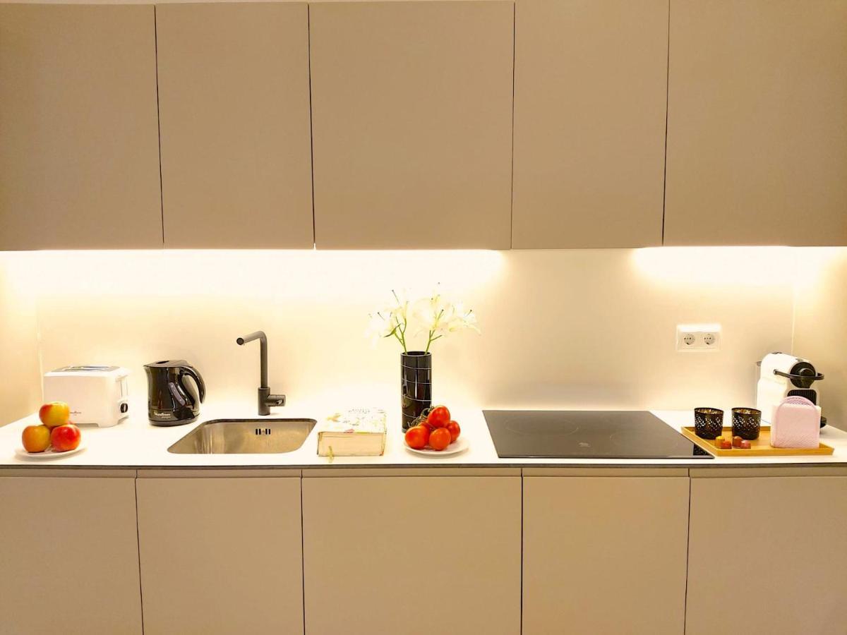 Apartamento Nuevo y Reformado al lado de la Gran Vía Madrileña Exterior foto